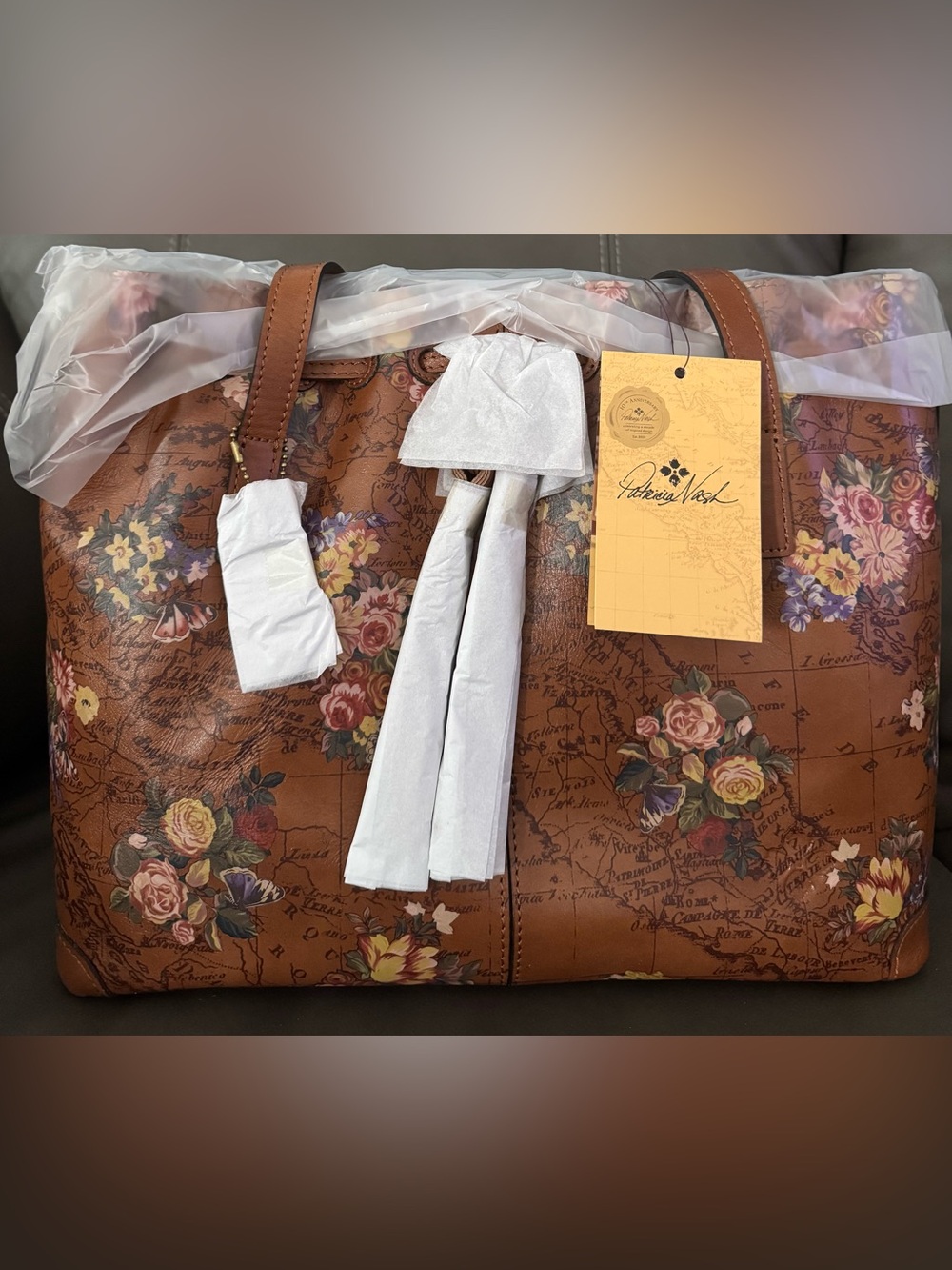 NWT Patricia Nash Leather Drawstring Witney Tote 💐🗺️